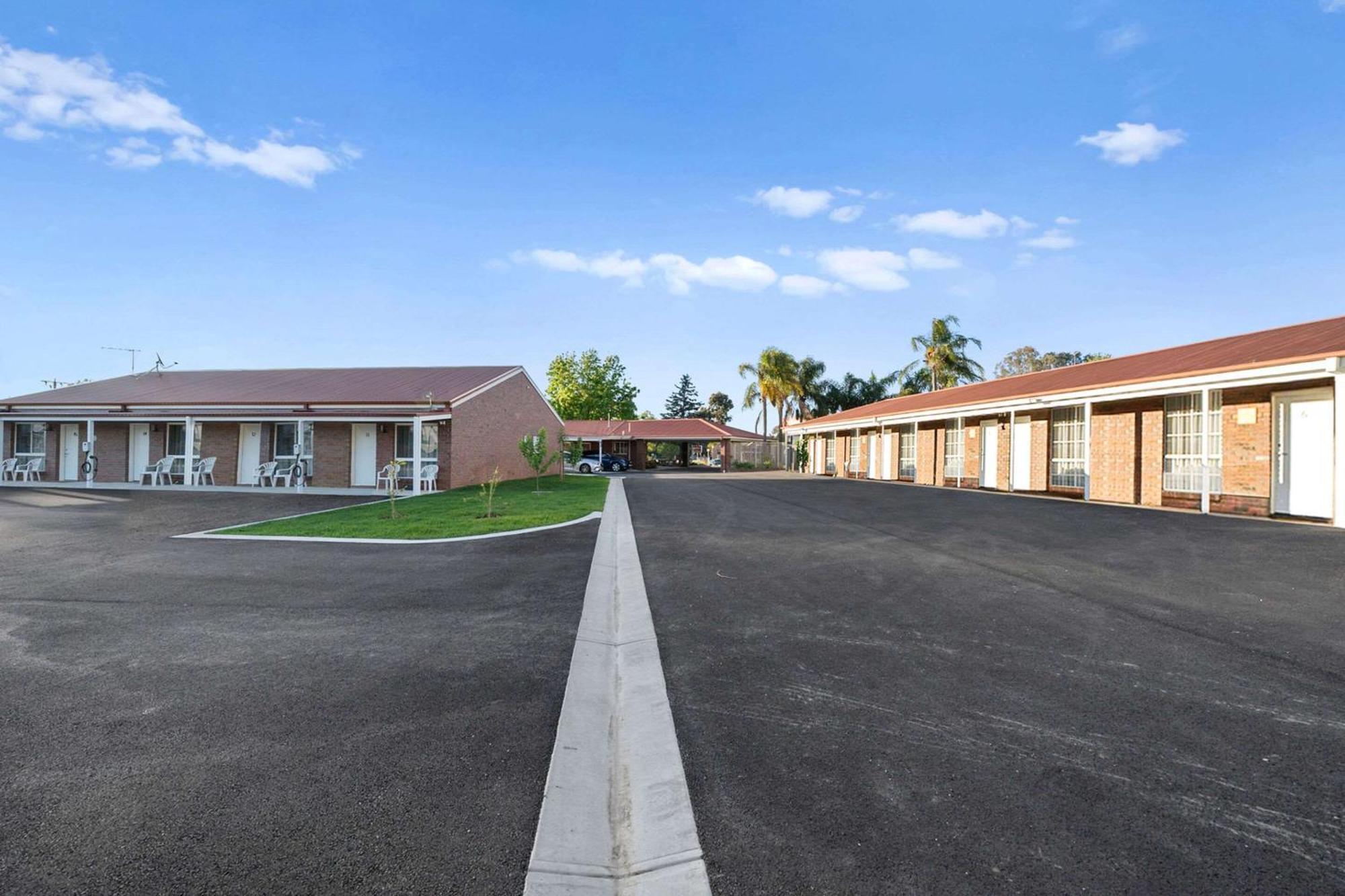 Econo Lodge Border Gateway Водонга Екстер'єр фото