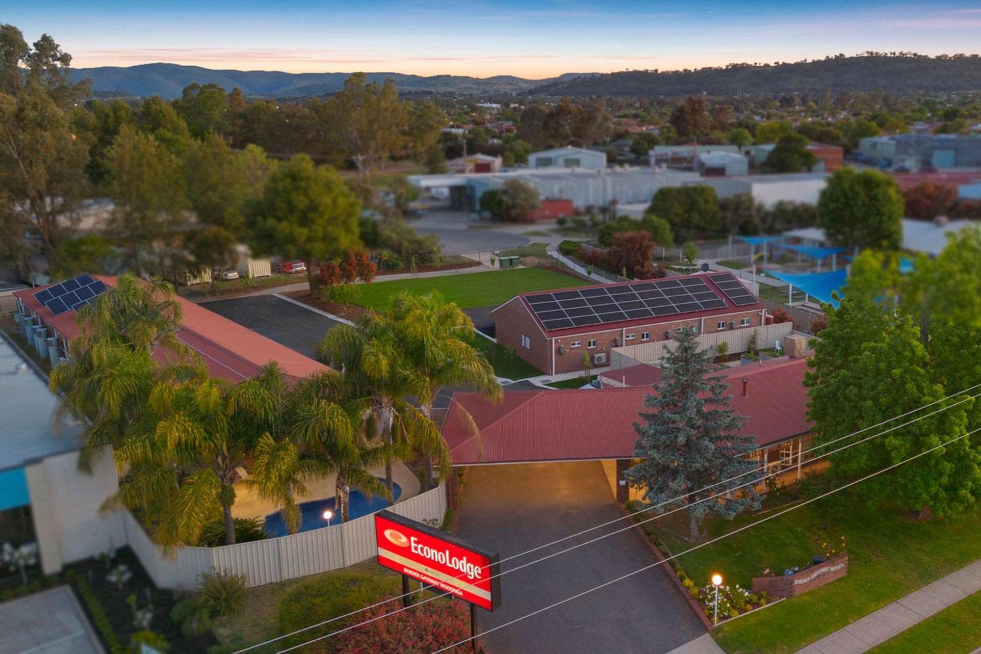 Econo Lodge Border Gateway Водонга Екстер'єр фото