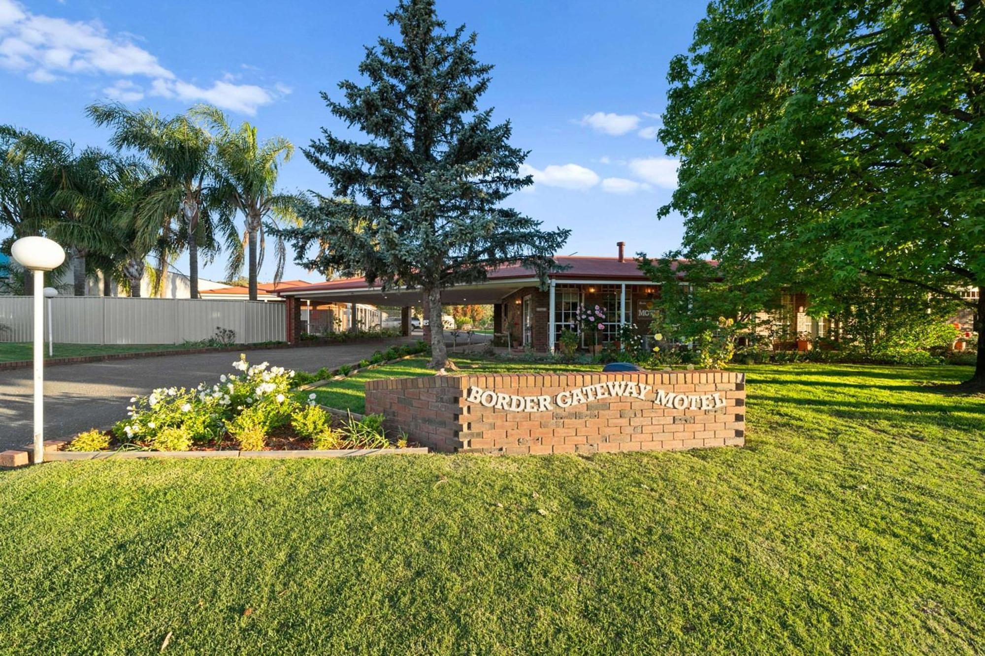 Econo Lodge Border Gateway Водонга Екстер'єр фото